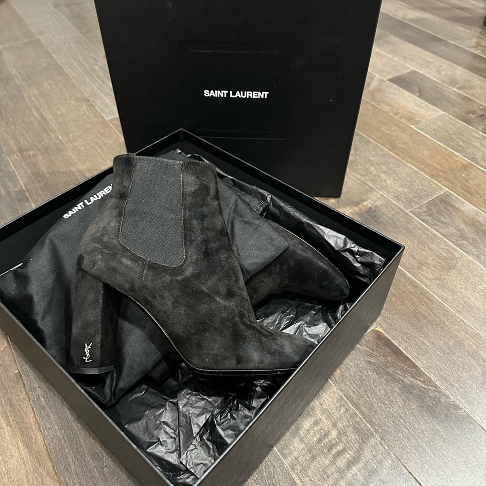 Size 38